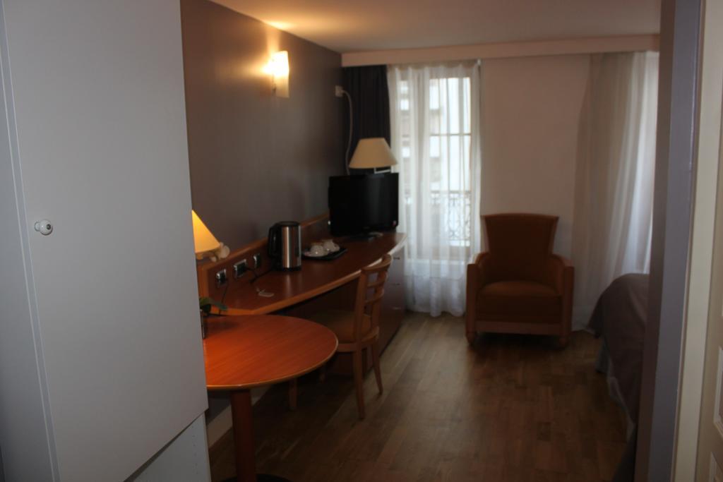 פריז Hotel Metropolitain מראה חיצוני תמונה