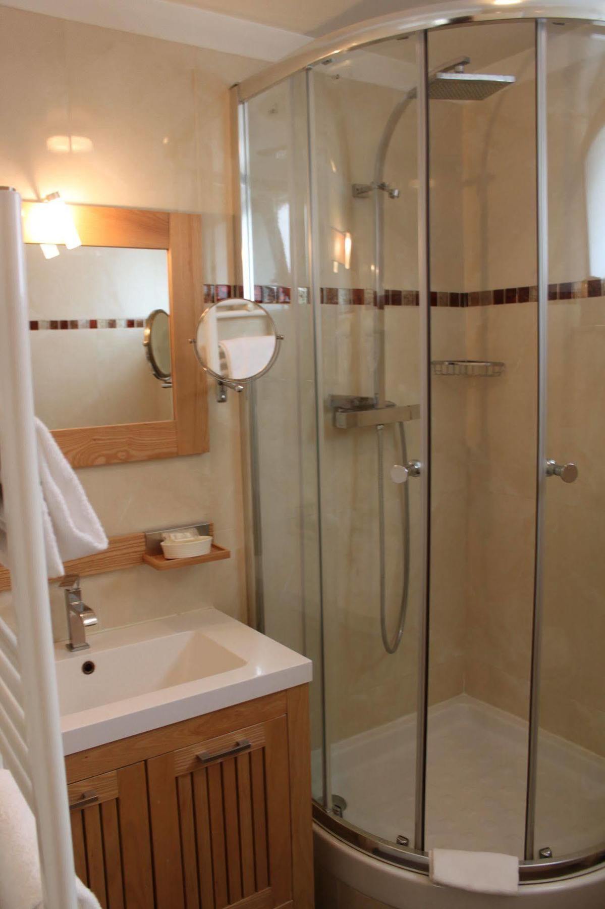 פריז Hotel Metropolitain מראה חיצוני תמונה