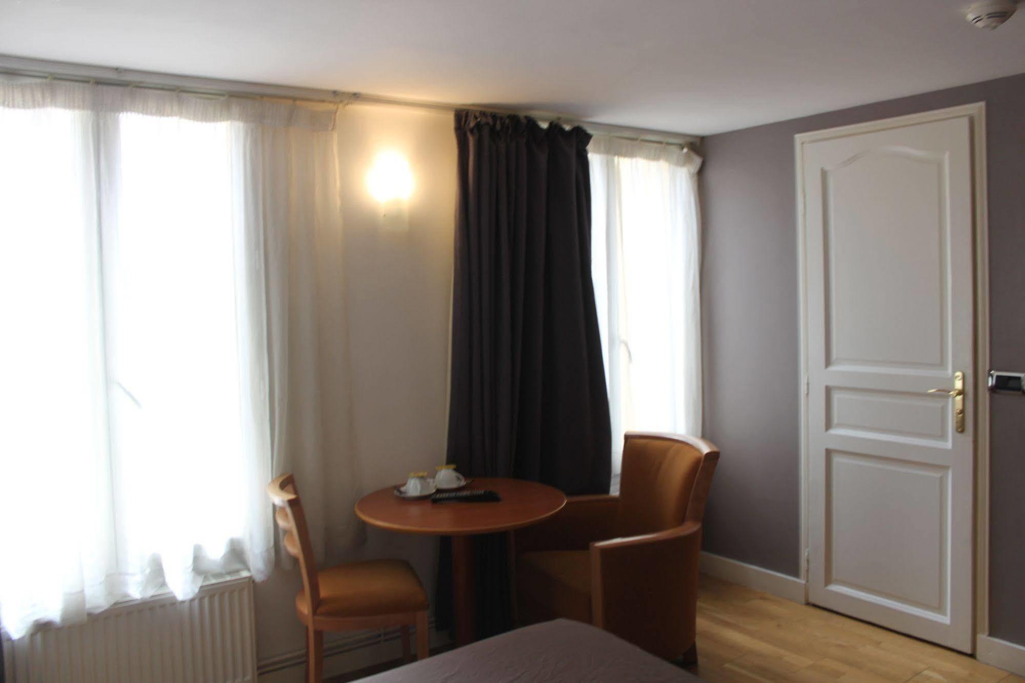 פריז Hotel Metropolitain מראה חיצוני תמונה